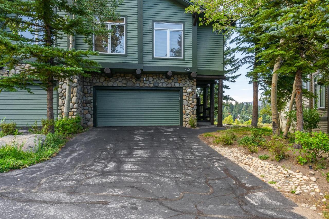 Holiday home Great Views Fully Renovated Luxury 4 Bedroom 3 Full Bathrooms And Half Bath Snowcreek 732 Phase V