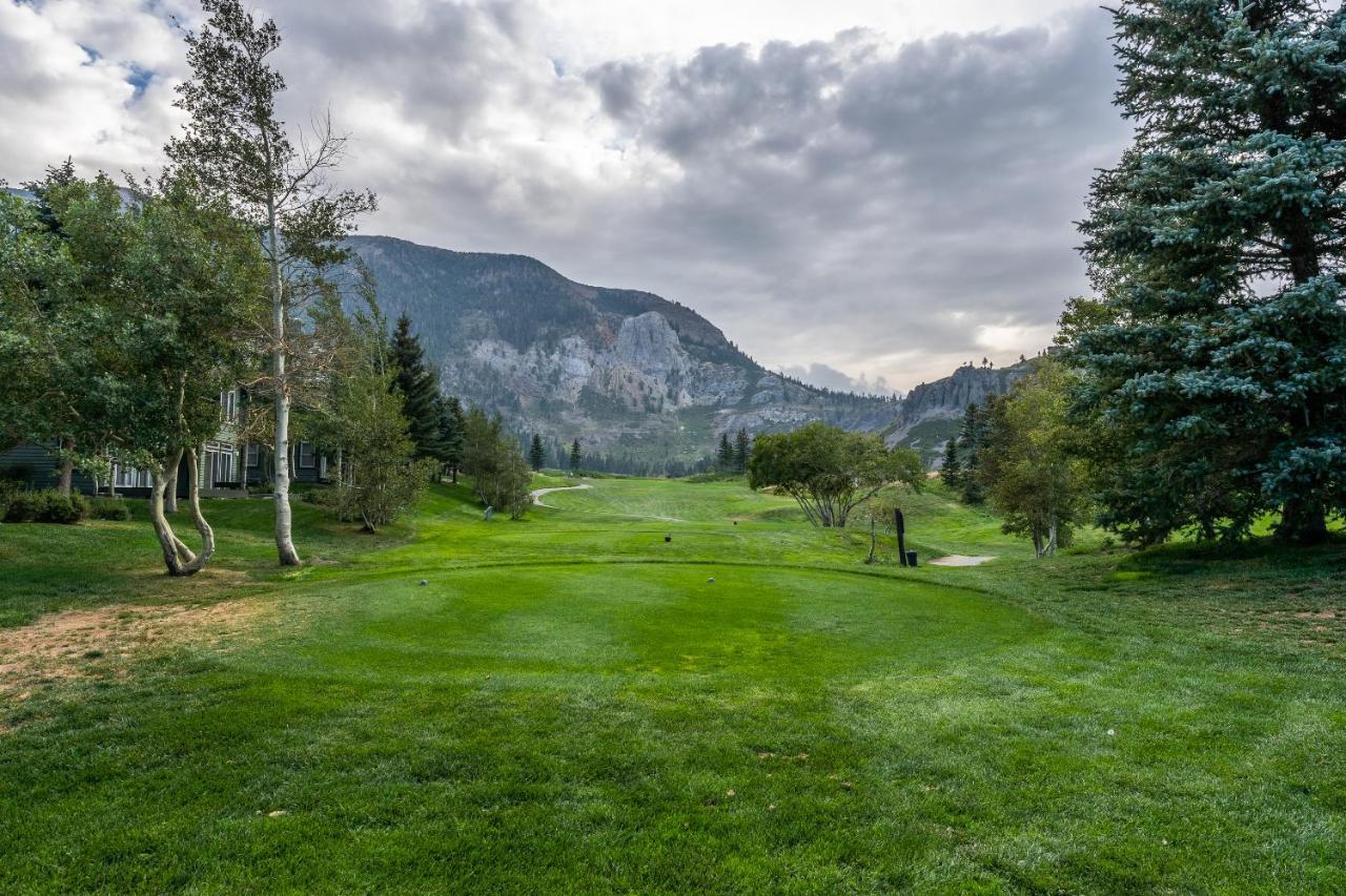 Great Views Fully Renovated Luxury 4 Bedroom 3 Full Bathrooms And Half Bath Snowcreek 732 Phase V * Mammoth Lakes