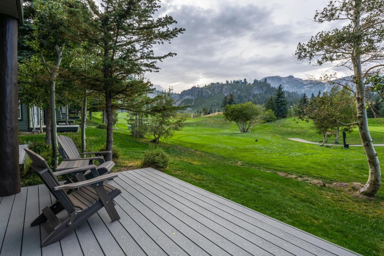 Great Views Fully Renovated Luxury 4 Bedroom 3 Full Bathrooms And Half Bath Snowcreek 732 Phase V