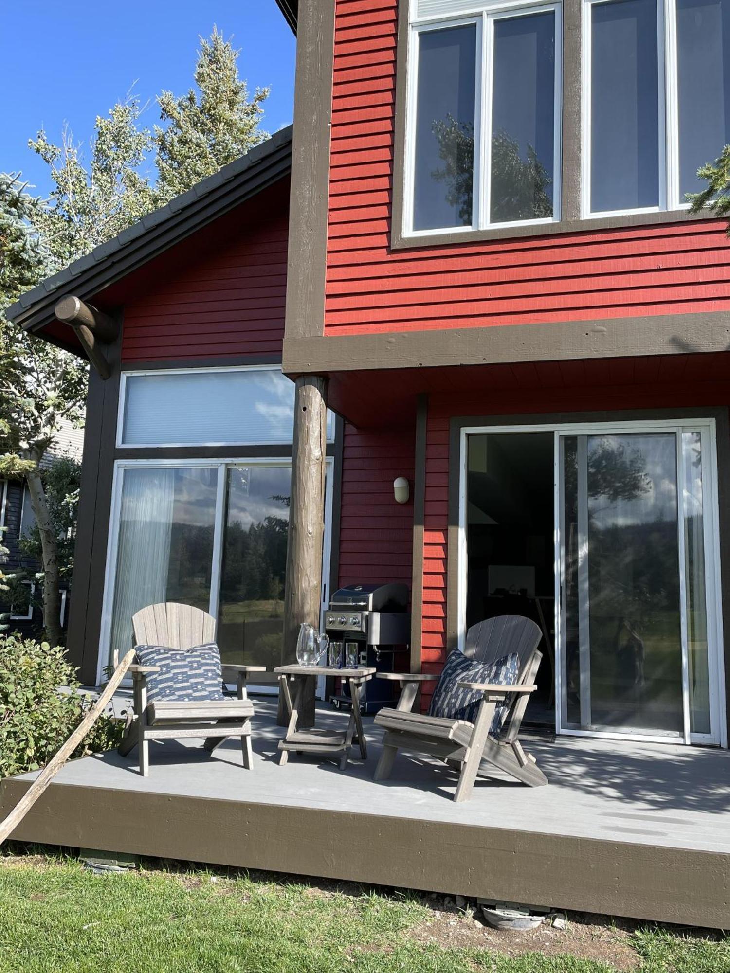 Great Views Fully Renovated Luxury 4 Bedroom 3 Full Bathrooms And Half Bath Snowcreek 732 Phase V